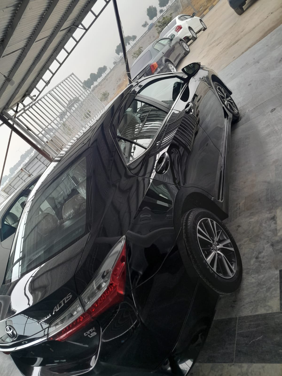 Toyota Corolla Altis X Automatic 1.8 all parts change with 2022 model - Image 3