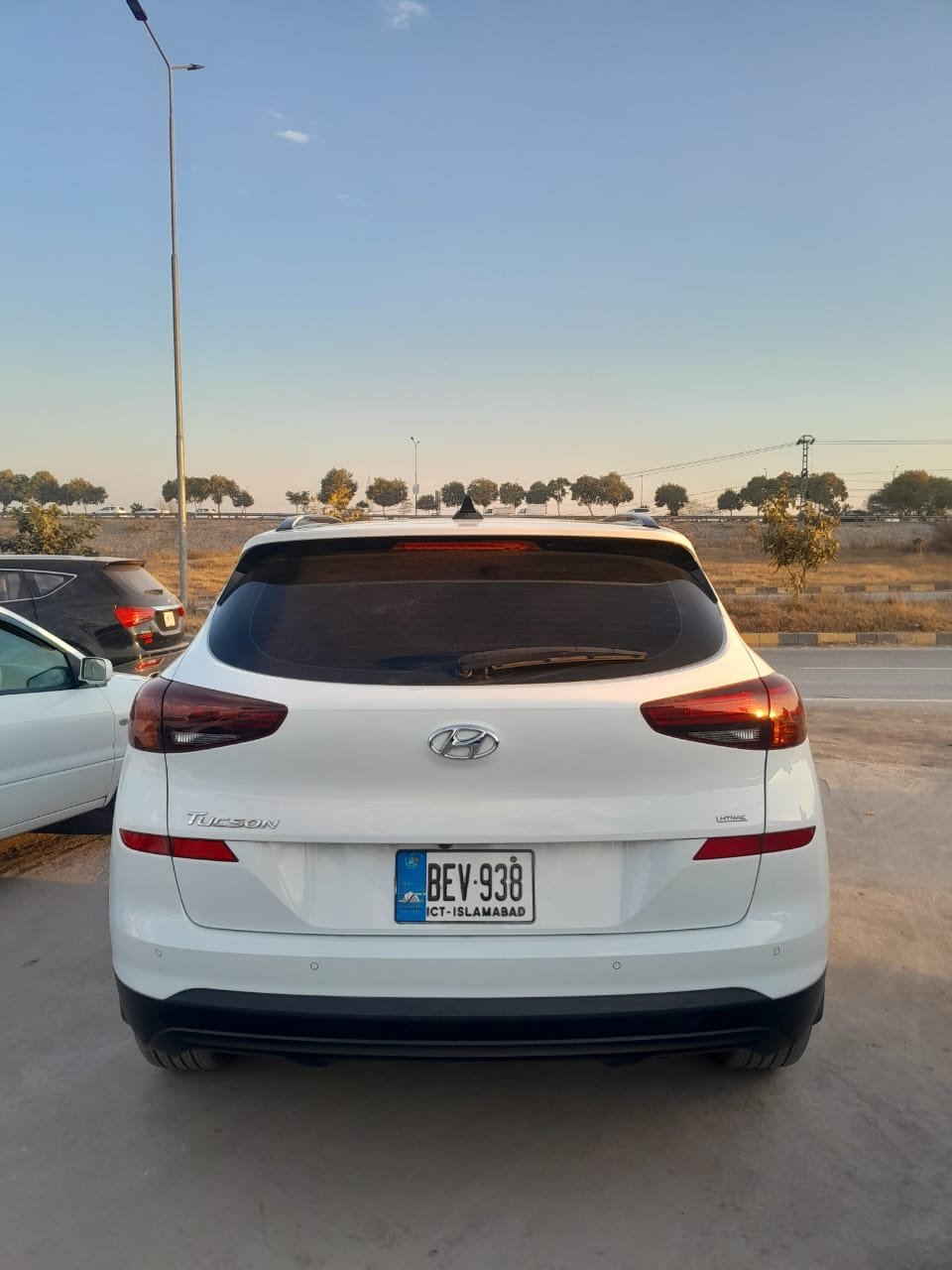 Hyundai Tucson FWD A/T GLS Sport 2024 FOR SALE - Image 5