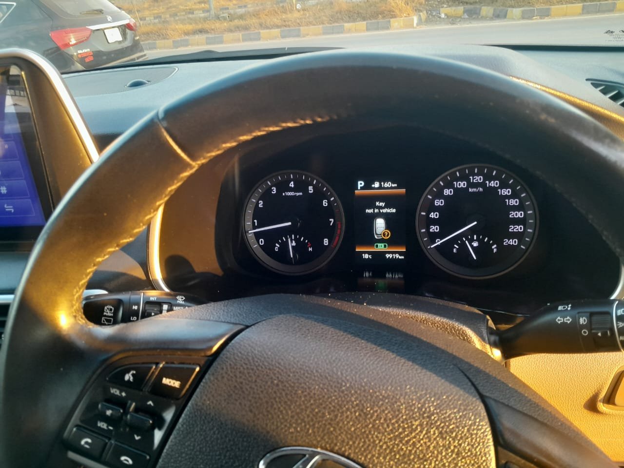 Hyundai Tucson FWD A/T GLS Sport 2024 FOR SALE - Image 3